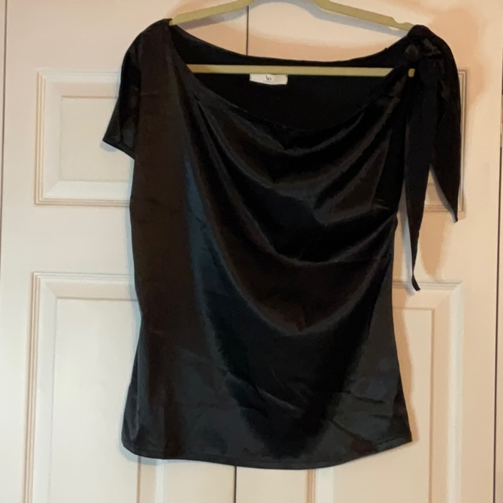 Vidussa‎ Black Short Sleeve Satin Top Shoulder Tie Medium